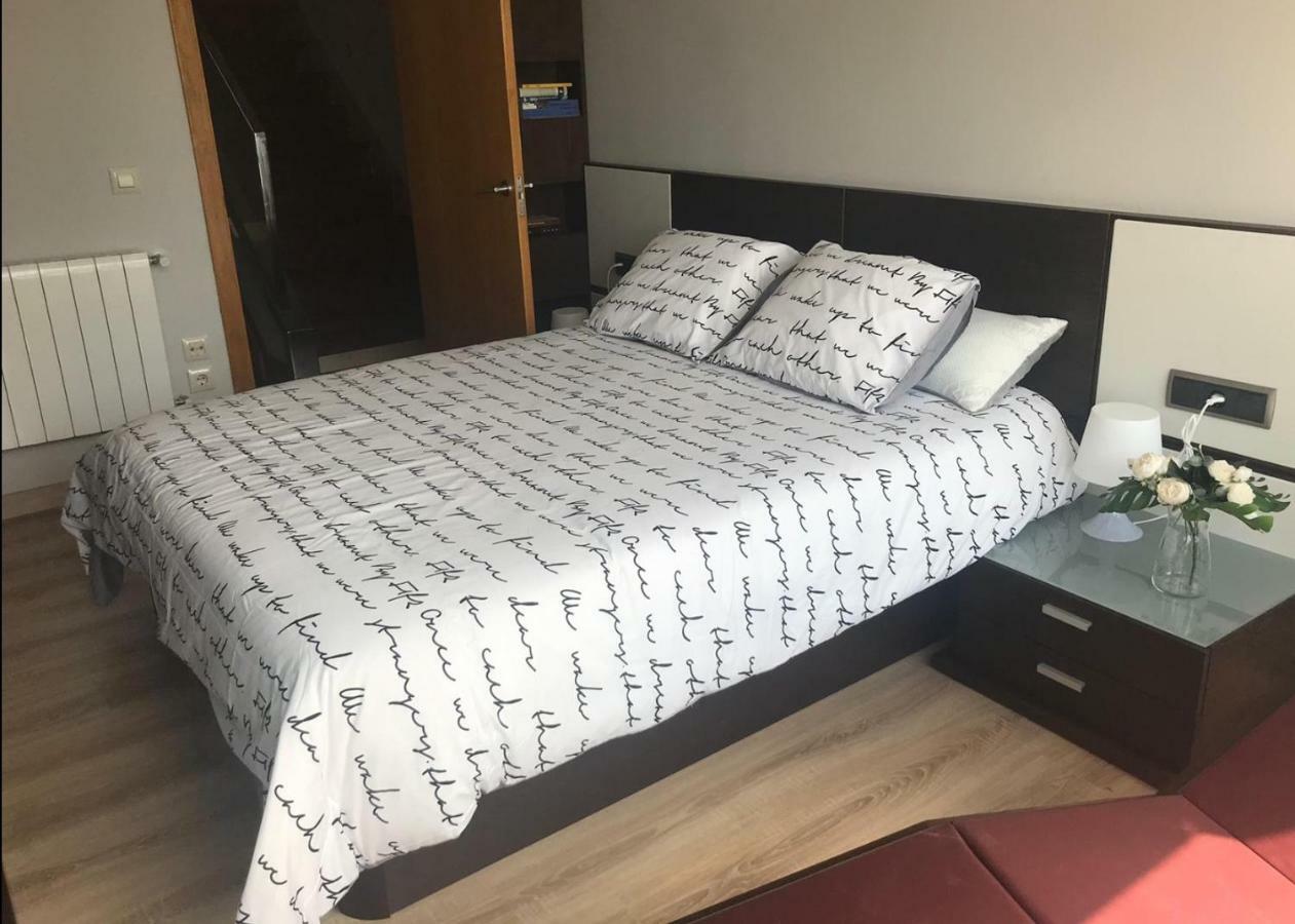 Duplex Centrico Con Vistas Al Mar Leilighet Vigo Eksteriør bilde